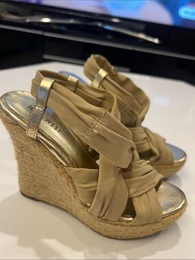 Nine West Beige/Tan Wedge Espadrille Sandals with Gold Straps